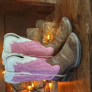 Size 9.5 toddler Ariat Cowgirl boots